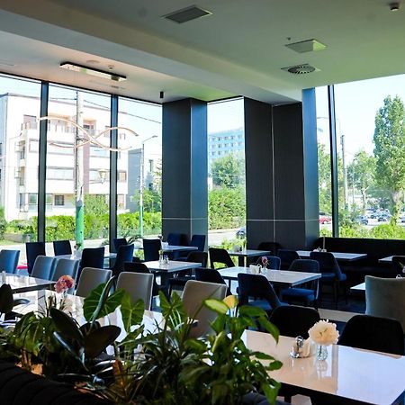 Panoramic Mamaia Hotel Buitenkant foto